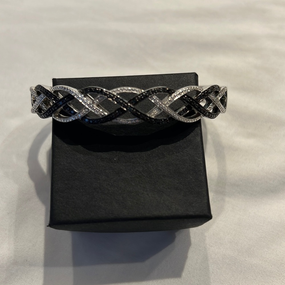 SSIL Colored Diamonds Cuff Bracelet